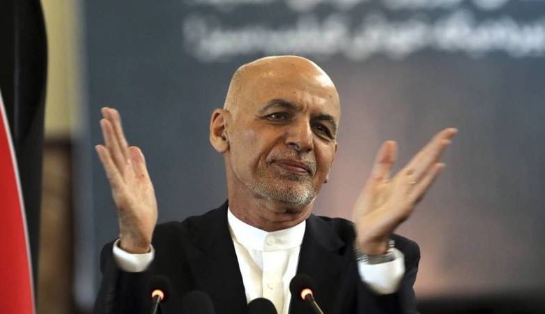 تفاصيل هروب الرئيس الأفغاني “أشرف غني”
